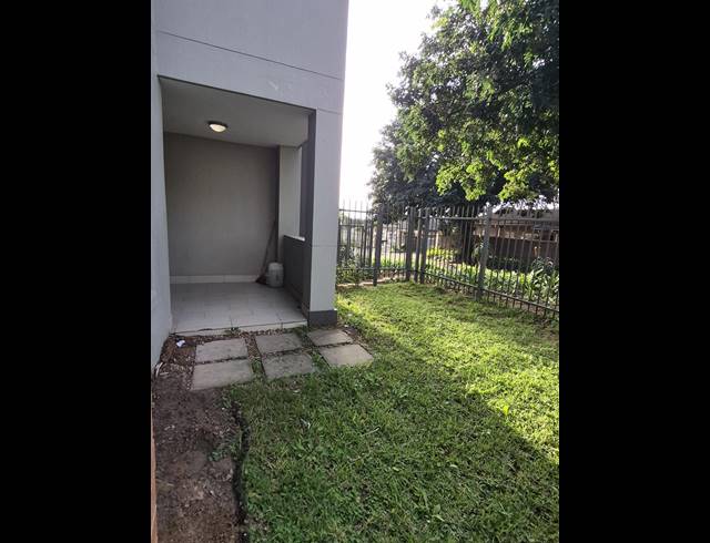 3 BEDROOM APARTMENT FOR SALE IN UMHLANGA RIDGE